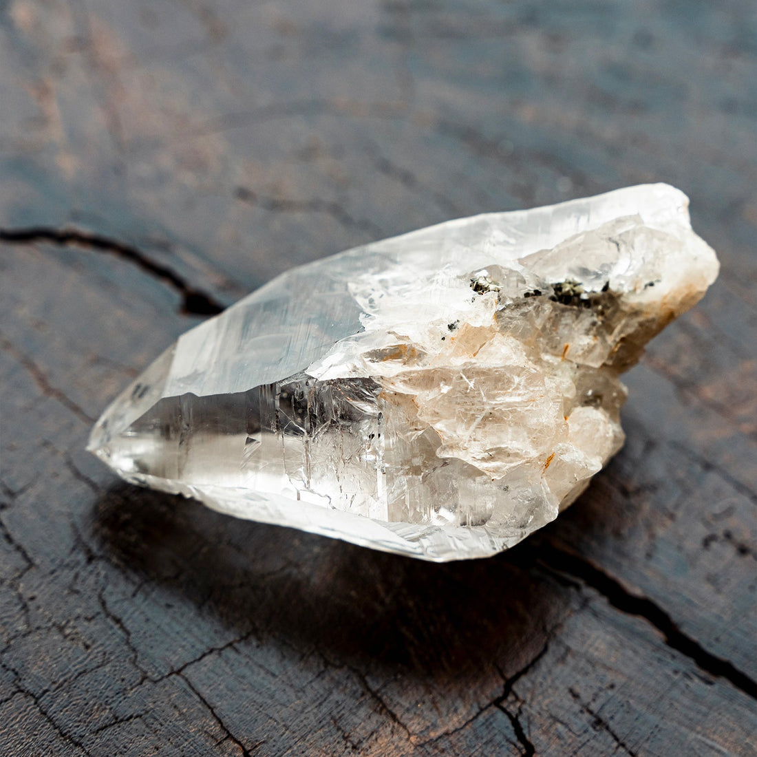 Elestial Quartz Meanings and Crystal Properties
