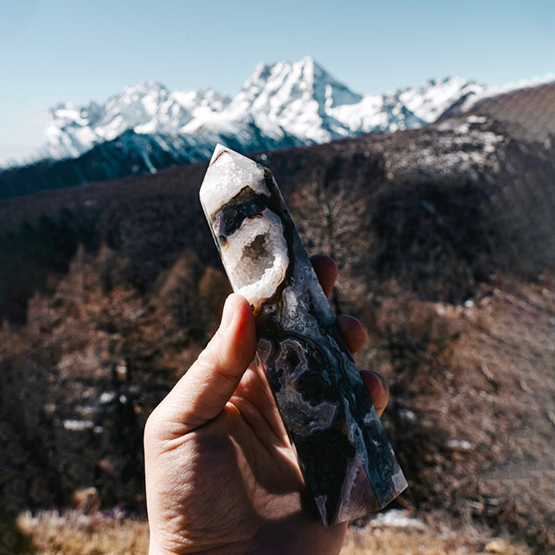 White Crystal Moss Agate Tower