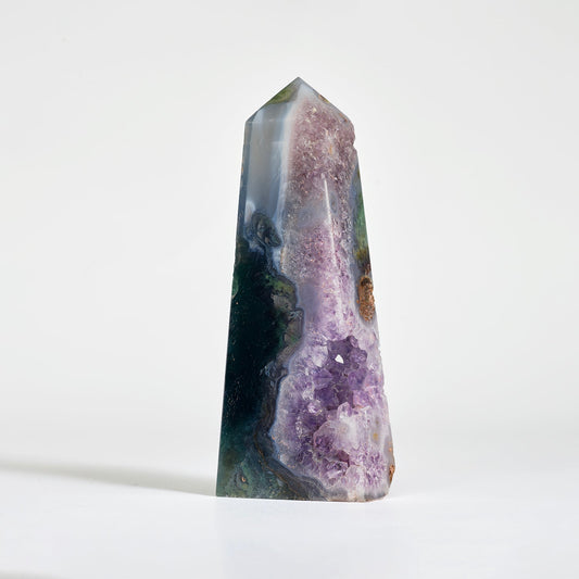 moss agate stones showcasing unique patterns and colors