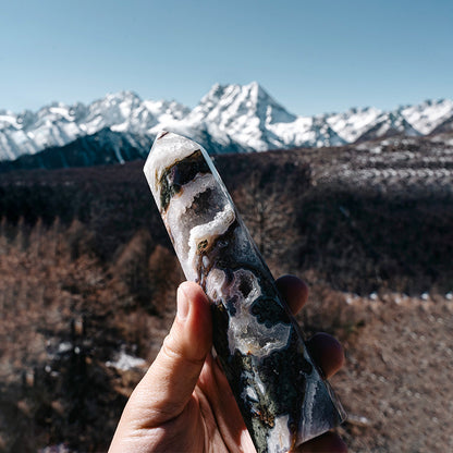White Crystal Moss Agate Tower