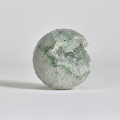 Uruguay Prasem Quartz Geode