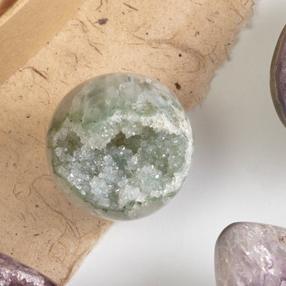 Uruguay Prasem Quartz Geode